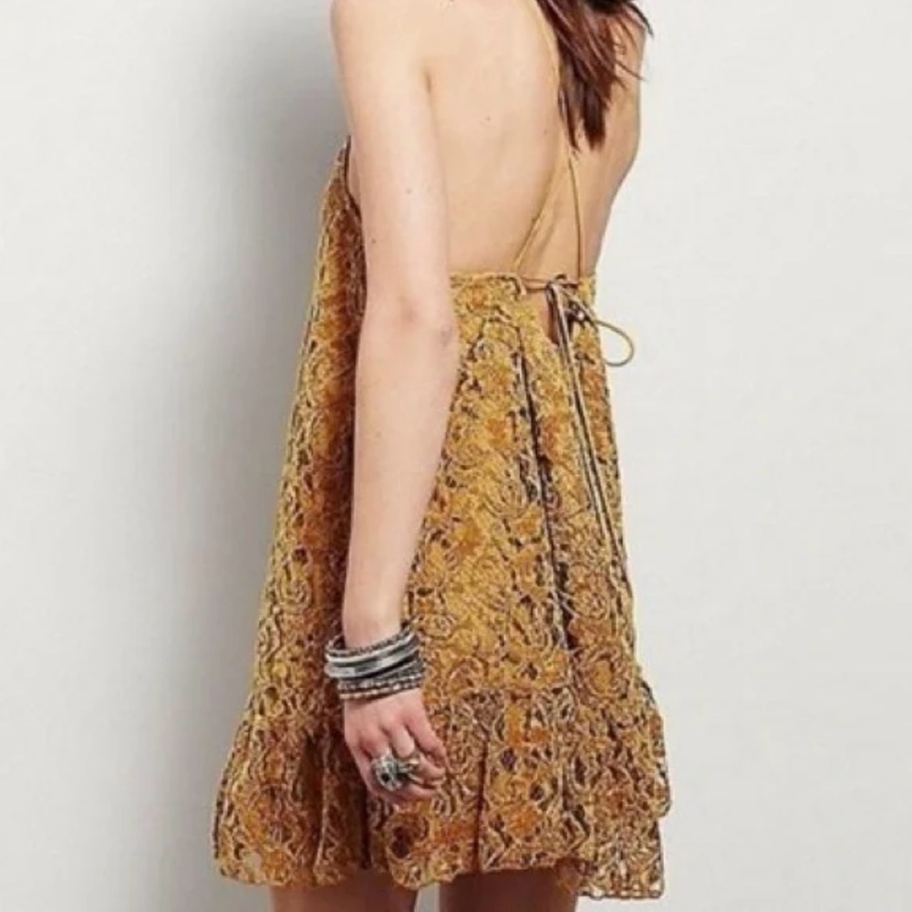 🌼Free People🌼 Fairy Lights Lace Tent Dress Womens Gold Velvet Strappy Mini Sz XS - Picture 4 of 14
